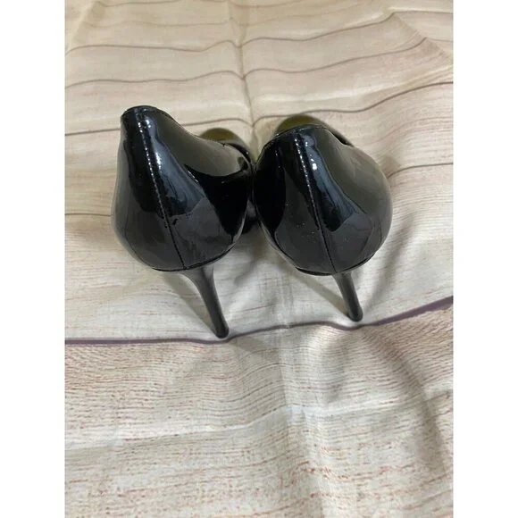 Tory Burch Women's Black Patent Leather High Heel Pumps - 9 1/2M - Picture 3 of 11